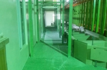 廣東清遠新野衛浴公司電鍍平臺項目玻璃鋼格柵、玻璃鋼橋架工程